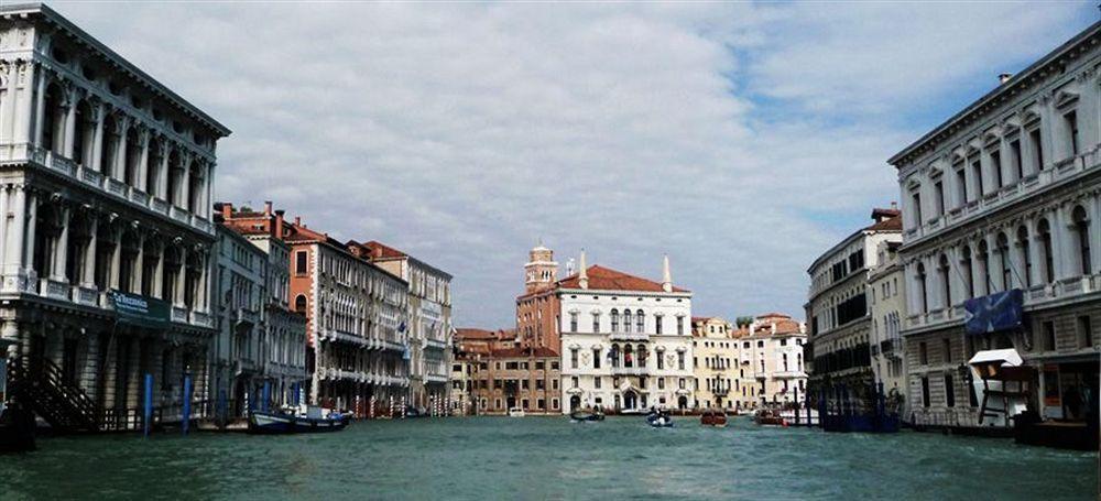 Appartamento Garden Ca' Rezzonico Veneza Exterior foto